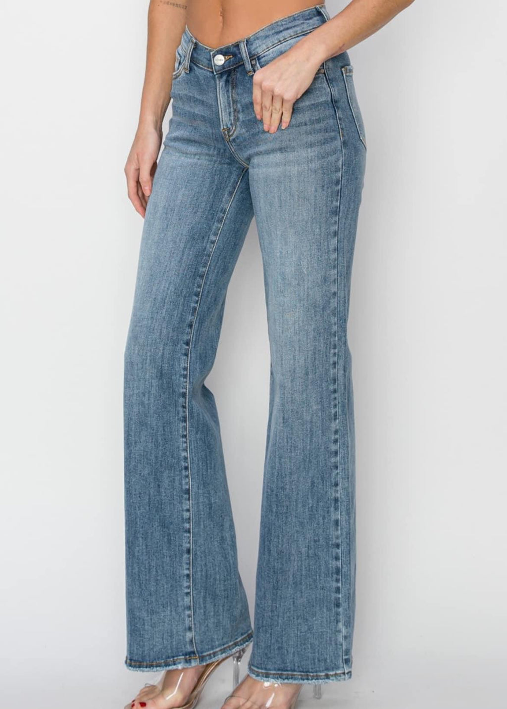 Jenna V Dip Jeans