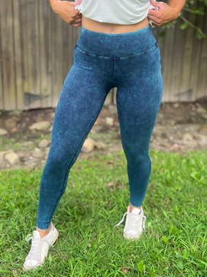 Move To The Beat Mineral Wash Leggings