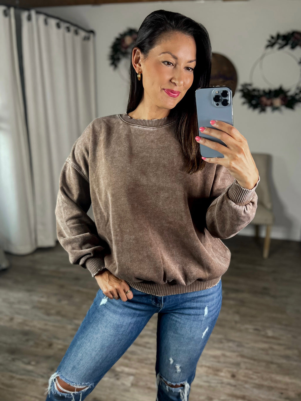 Essential Mineral Wash Sweatshirt (Dark Mocha)