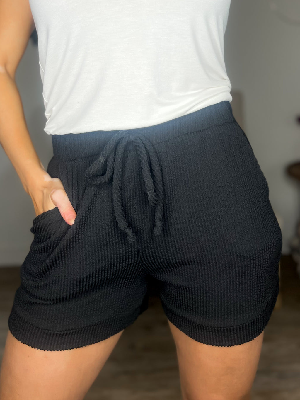 Reyna Ribbed Shorts (Black)