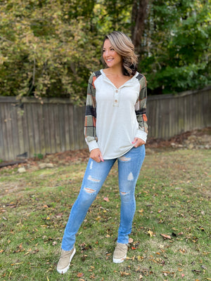 Fall Favorite Button Top