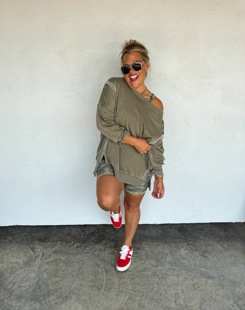 Classic Crew Raw Hem Pullover