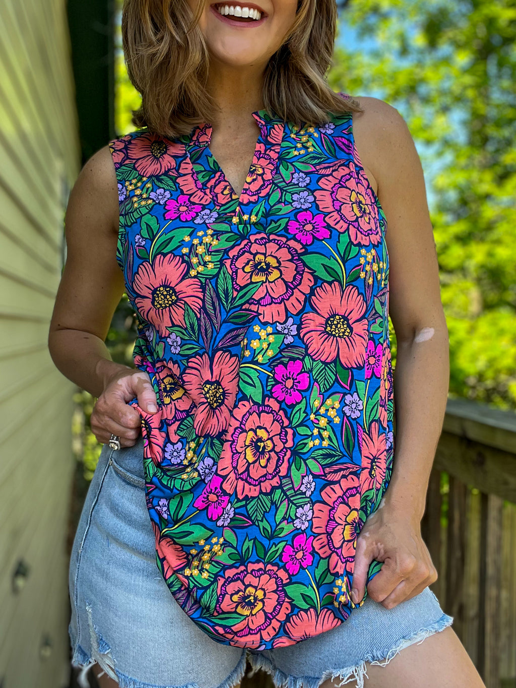 Mandarin Floral Non Wrinkle Tank Top