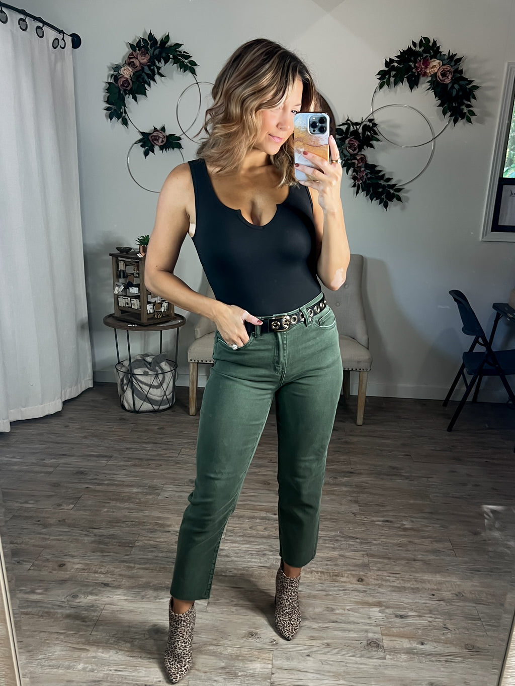 Kathleen Straight Cropped Jeans (Dark Olive)
