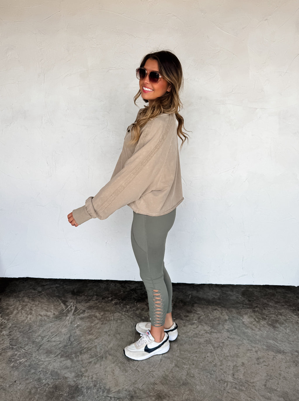 Seamless Criss Cross Leggings (Olive)