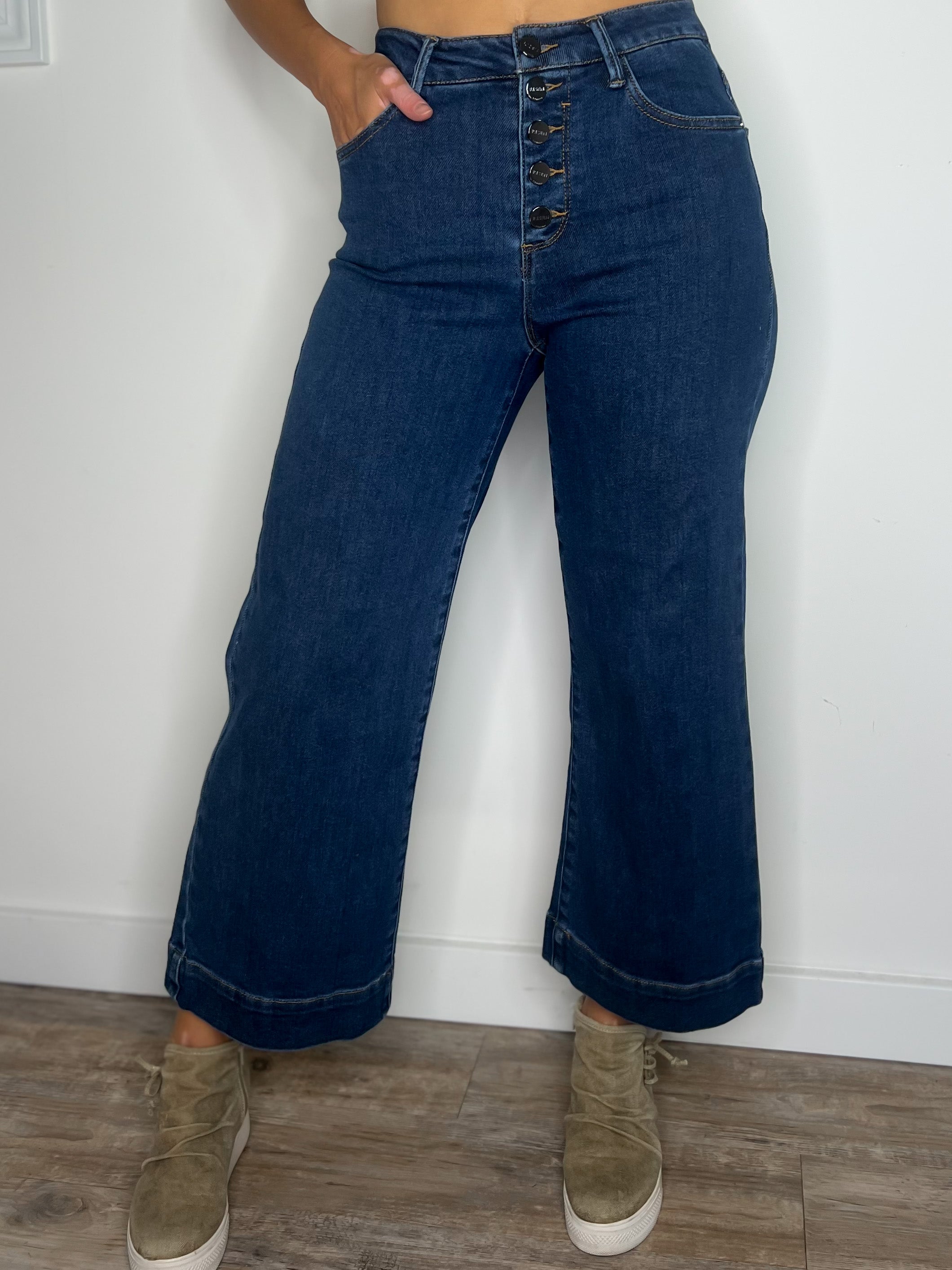 Sophie Wide Leg Jeans – Sunday's Best Boutique
