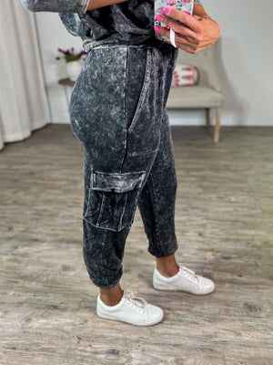 Ready to Go Vintage Mineral Wash Joggers (Charcoal)