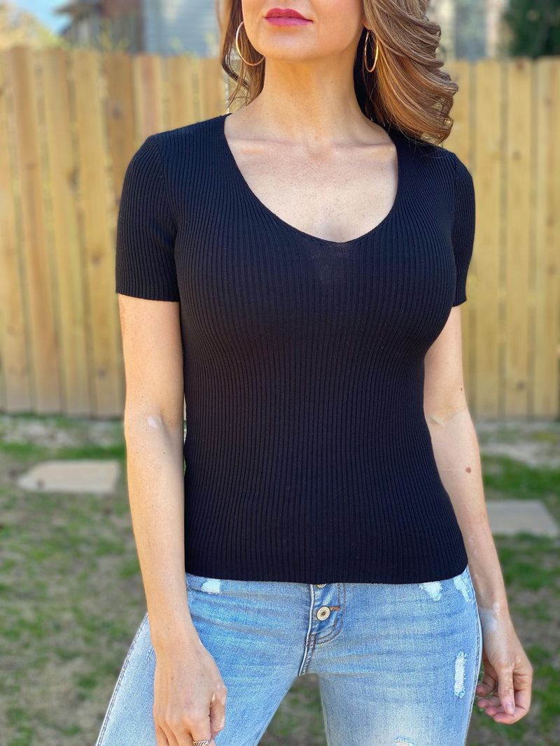 Classic Ribbed Sweater (Black)