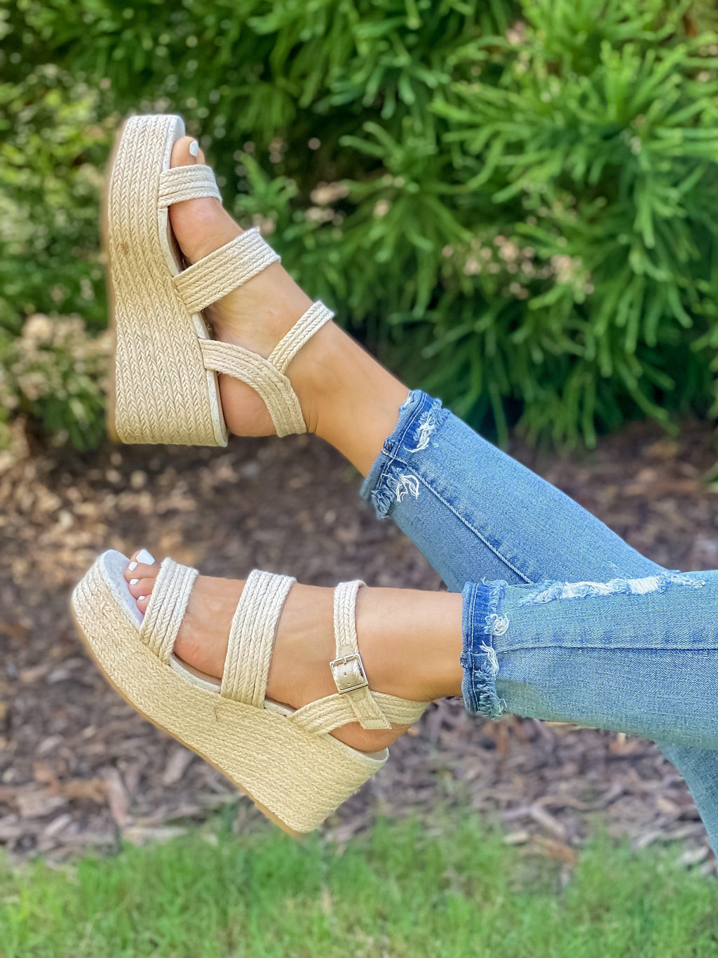 The Je Summer Wedge