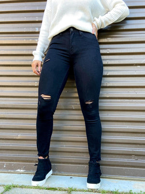 Distressed But Not A Mess Jeans (Black)