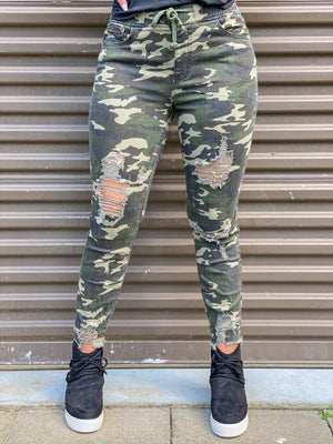 Can’t Get Enough Camo Joggers