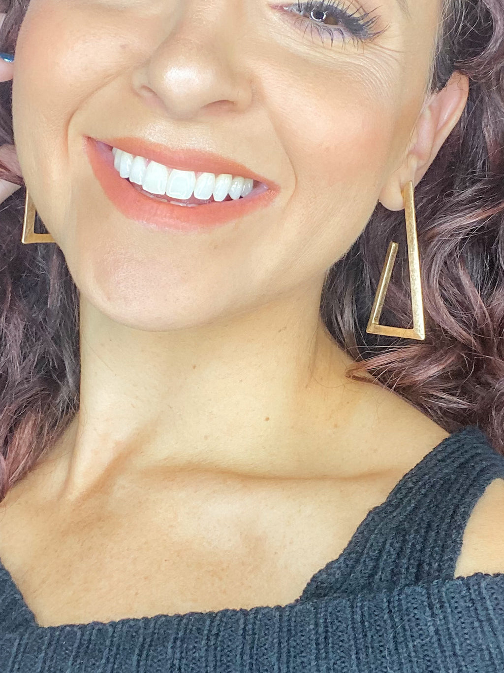 Triangle Drop Gold Earrings (Gold)